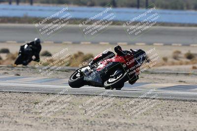 media/Nov-16-2025-Race Pace (Sun) [[8c5fa54630]]/Verified Riders/3-Turn 14 (1045am)/